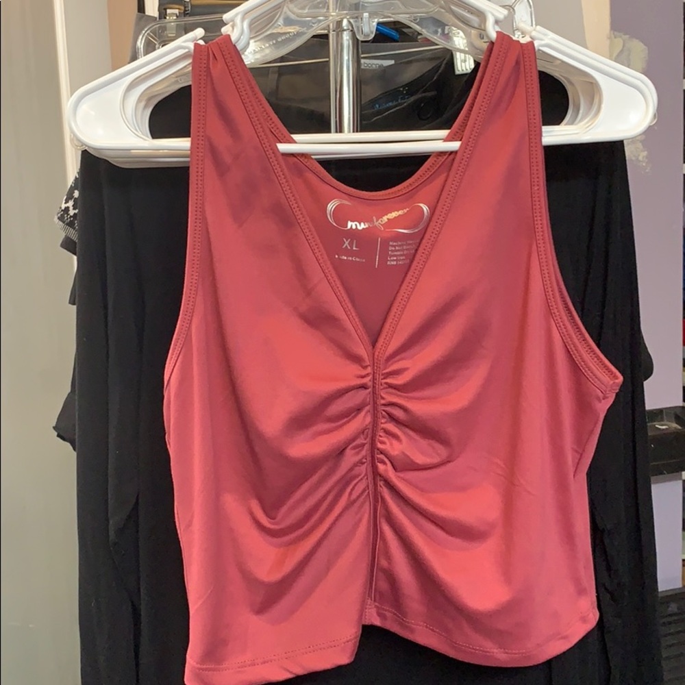 Crop tank